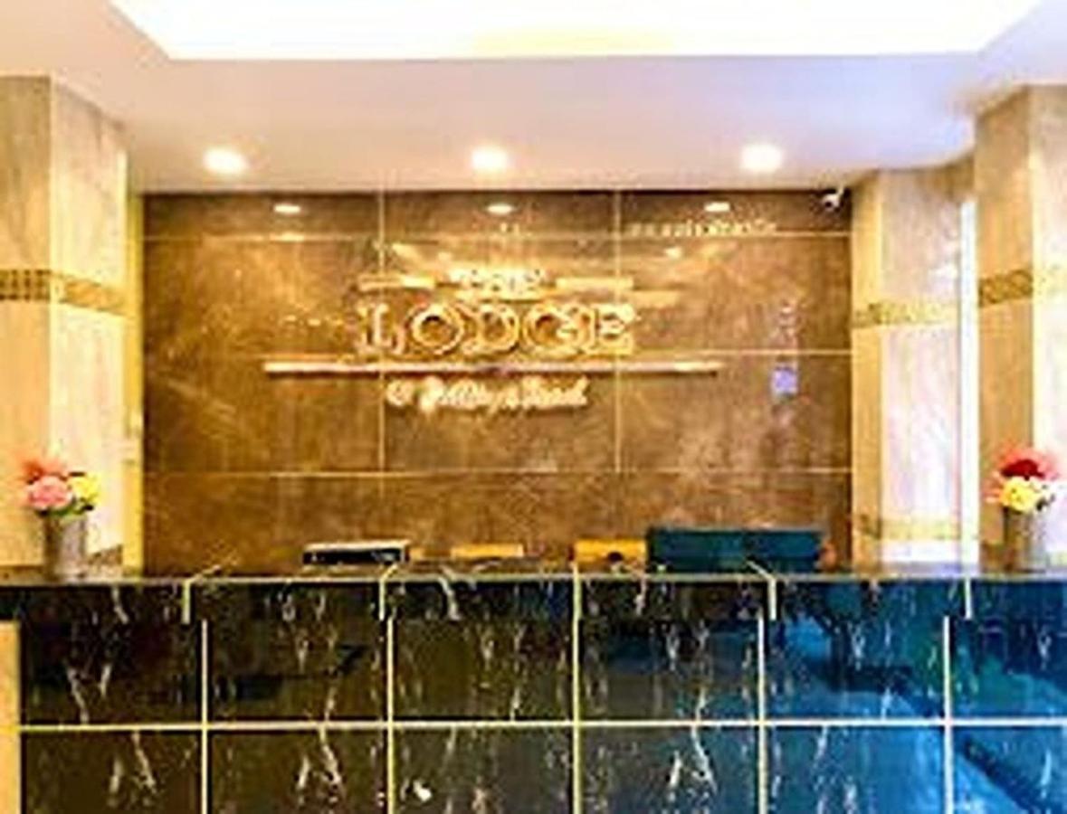 The Lodge Pattaya Exterior photo